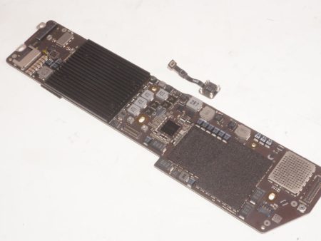 New 661-09709 Apple Laptop 1.6Ghz i5 8GB 128GB Logic Board Supply